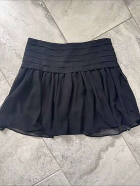 Express Black Pleated Waist Chiffon Mini Skirt